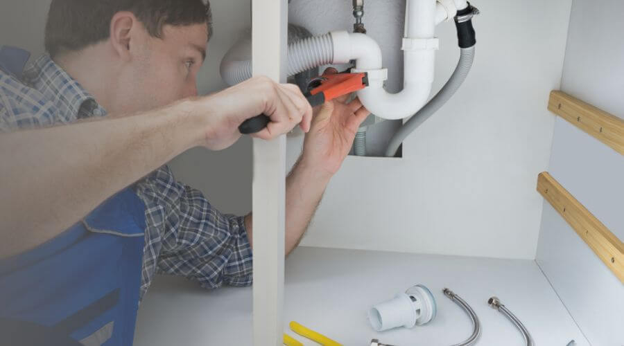Professional clogged toilet repair in Steelville, MO